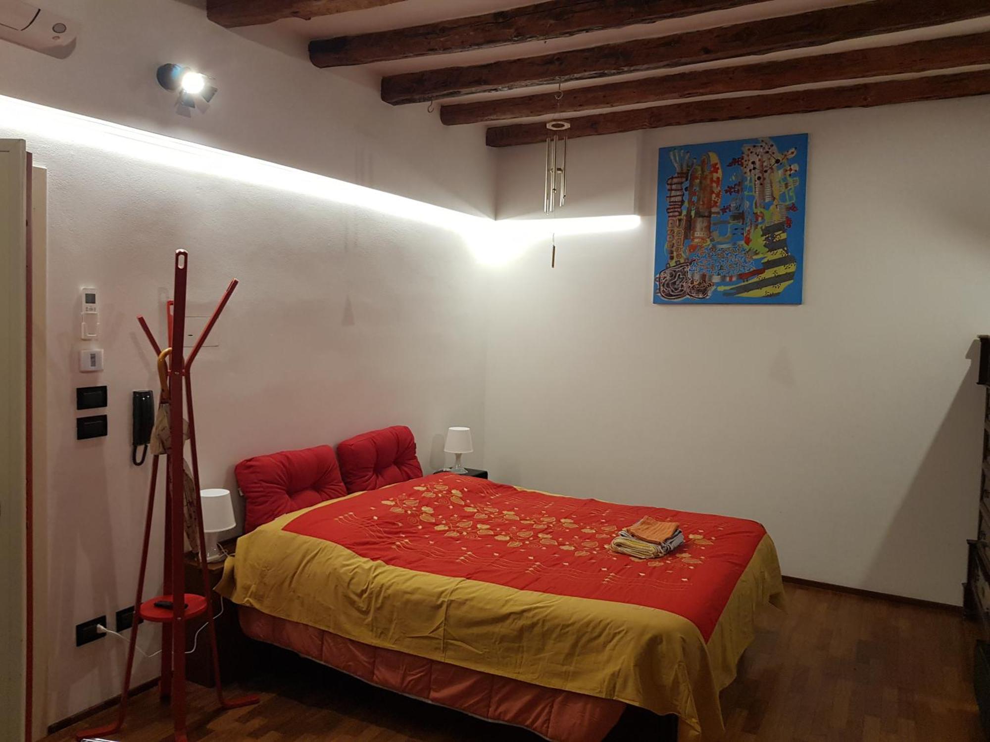 Monolocale Sui Tetti Di Bologna - Via Indipendenza Διαμέρισμα Εξωτερικό φωτογραφία