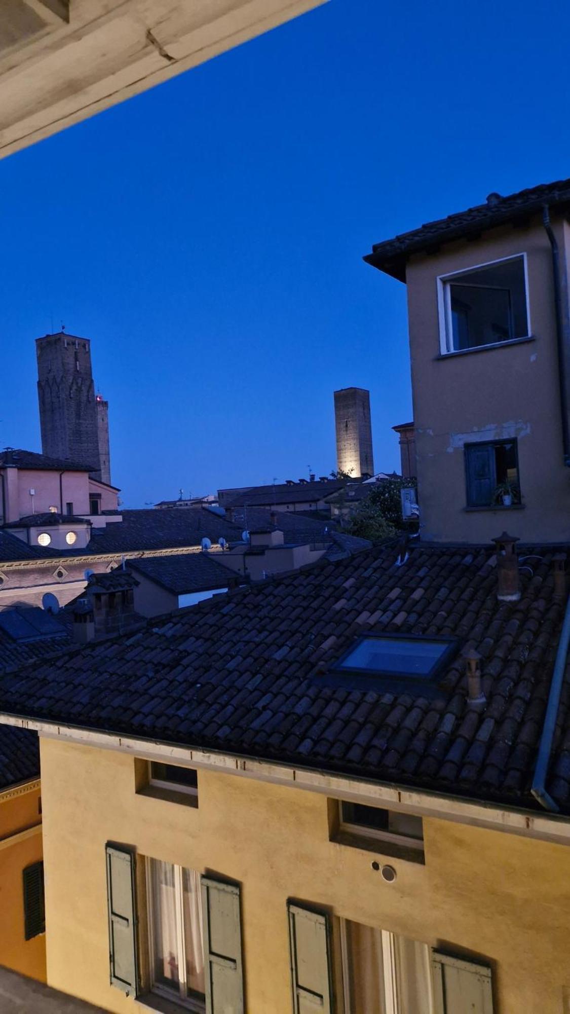 Monolocale Sui Tetti Di Bologna - Via Indipendenza Διαμέρισμα Εξωτερικό φωτογραφία
